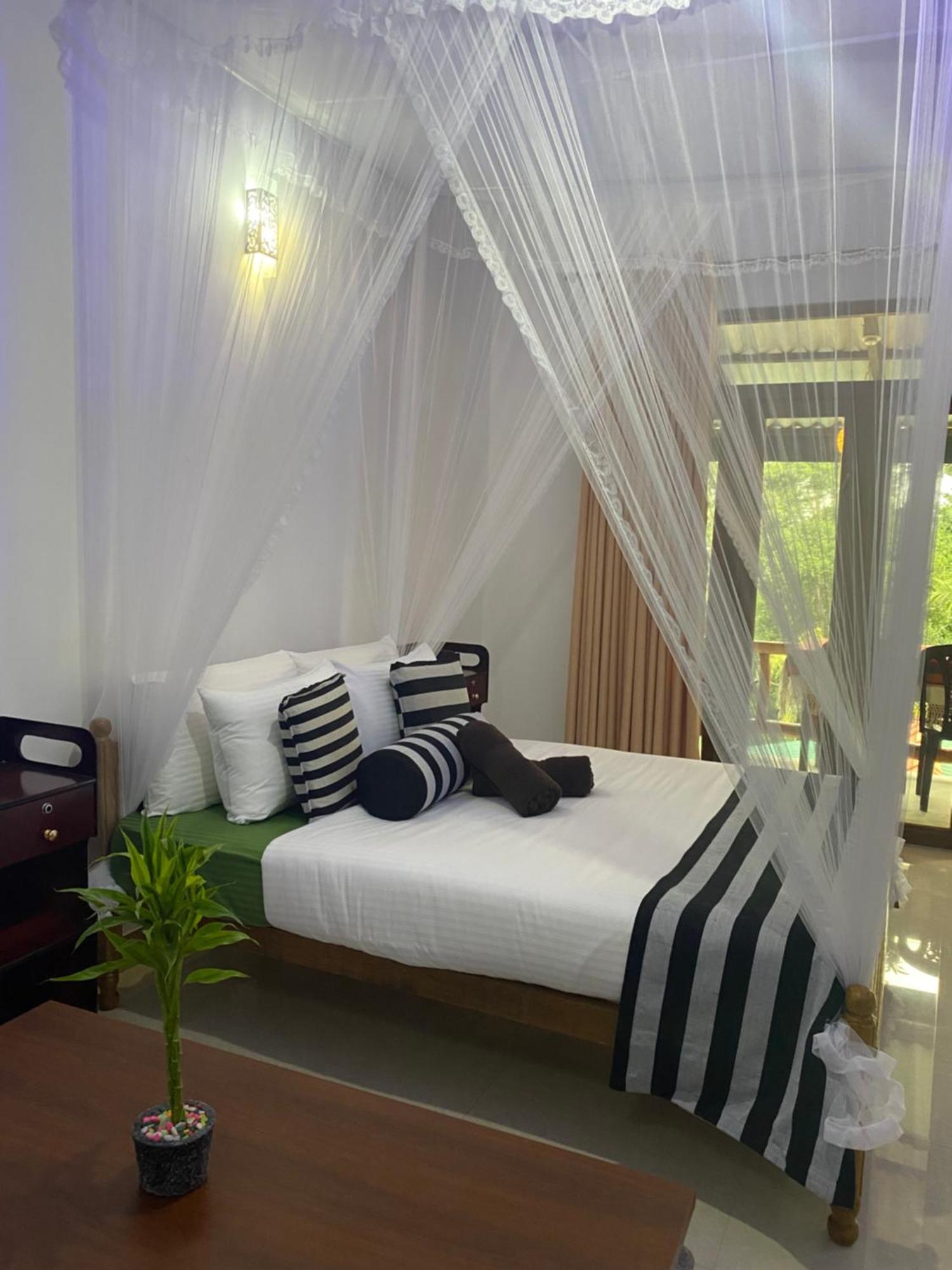 Cozy Homestay Waterfall Road Ella Exterior foto